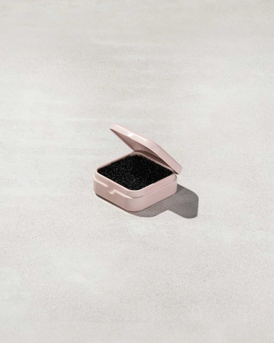 sumber: fentybeauty.com